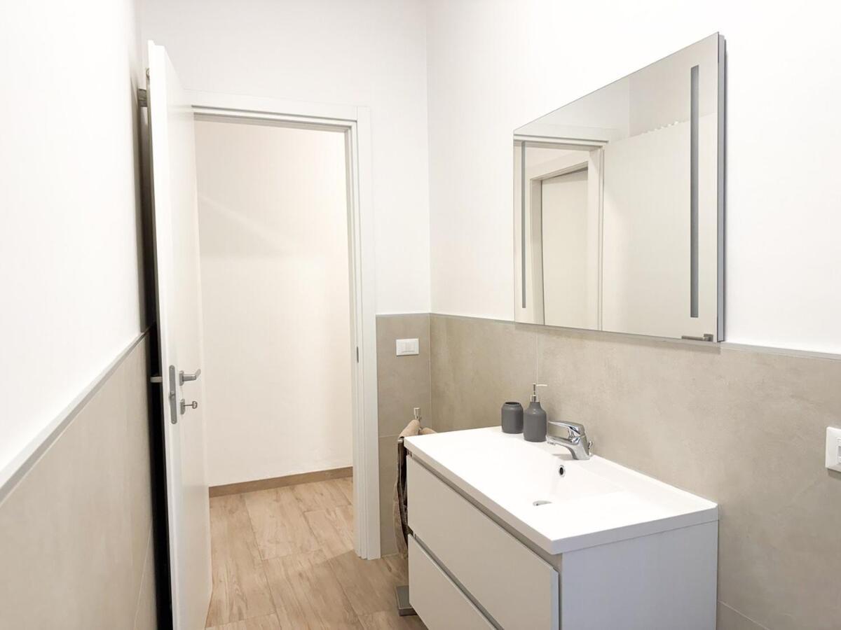 Two-bedroom Within Walking Distance Of The Center