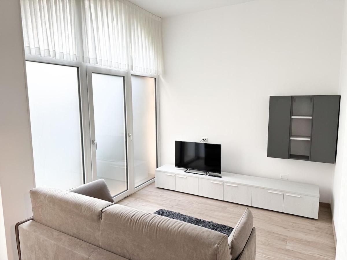 Two-bedroom Within Walking Distance Of The Center Appartamento